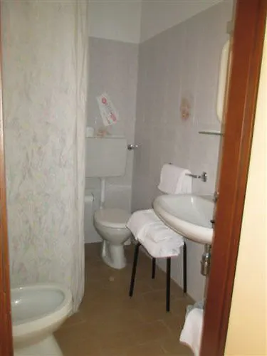 Hotel Stazione Paratico 3*,  Italy